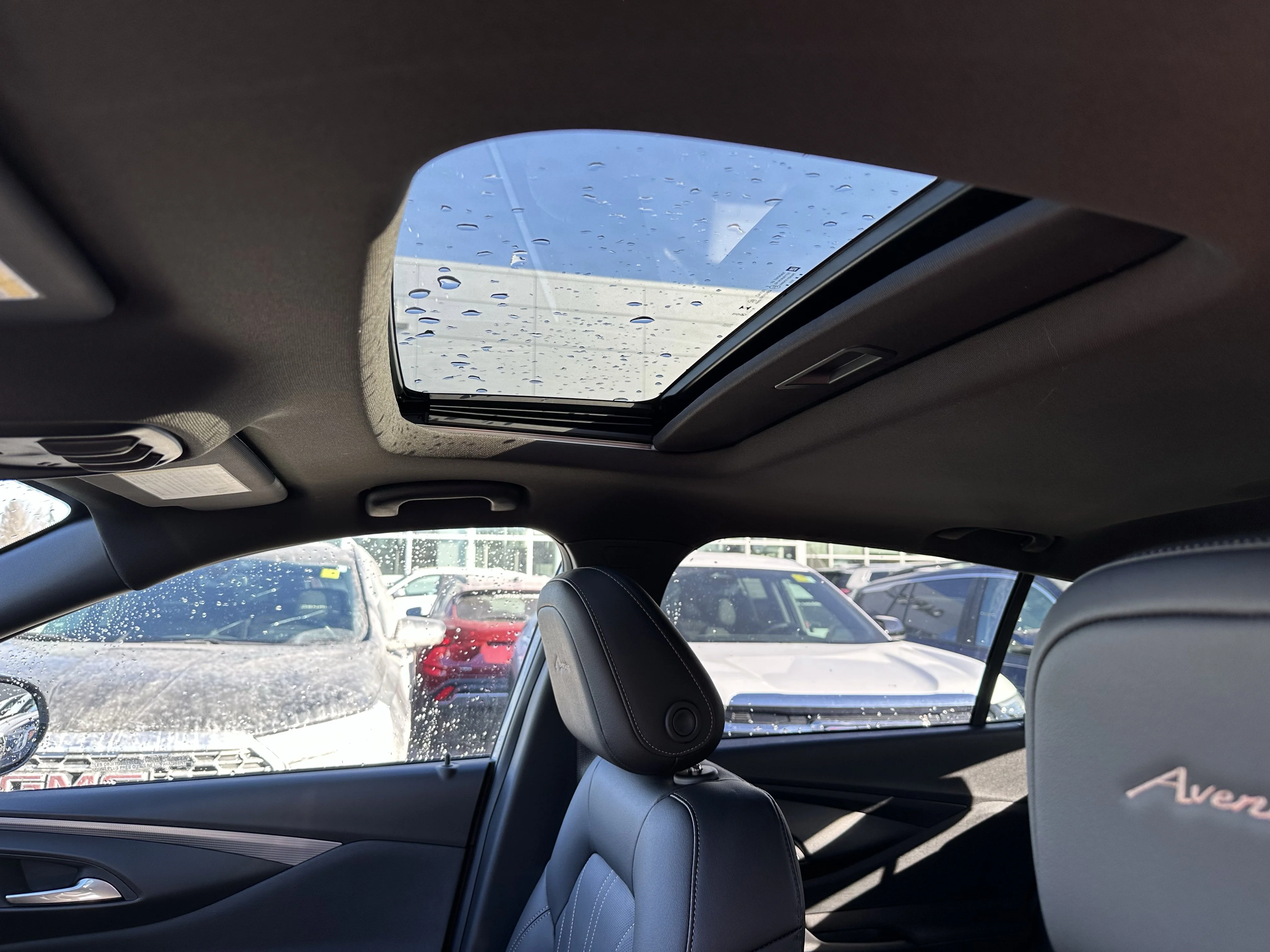 New 2026 White Frost Tricoat Buick Avenir image 17
