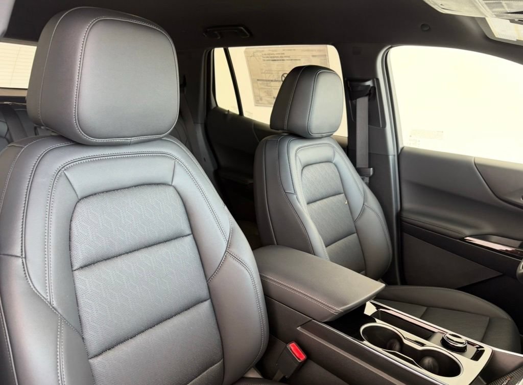 2027 Chevrolet Equinox LT - Photo 32