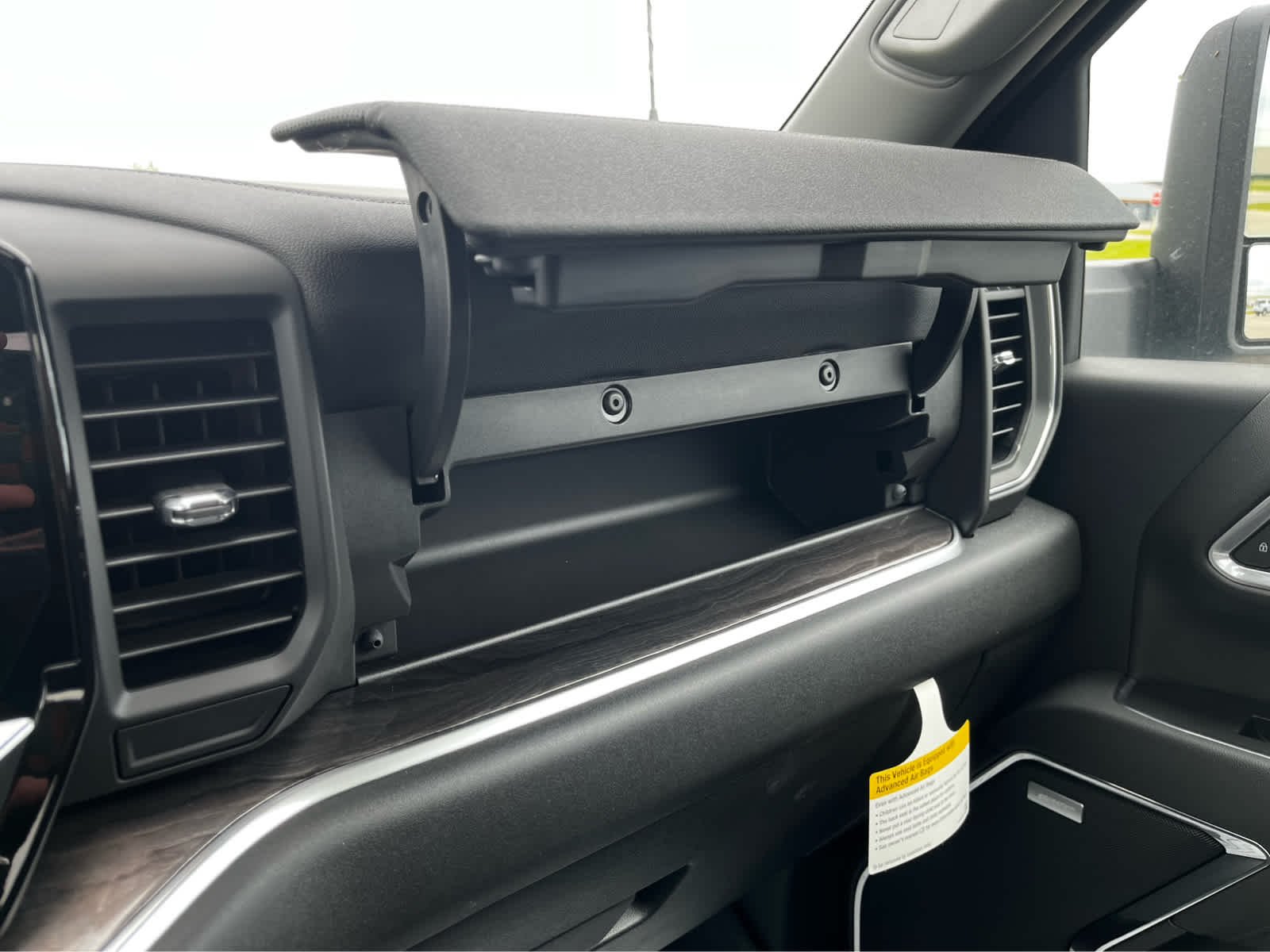 2026 Chevrolet Silverado 3500 HD LTZ - Photo 35