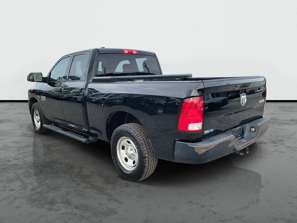 Used 2022 Diamond Black Ram Tradesman image 3