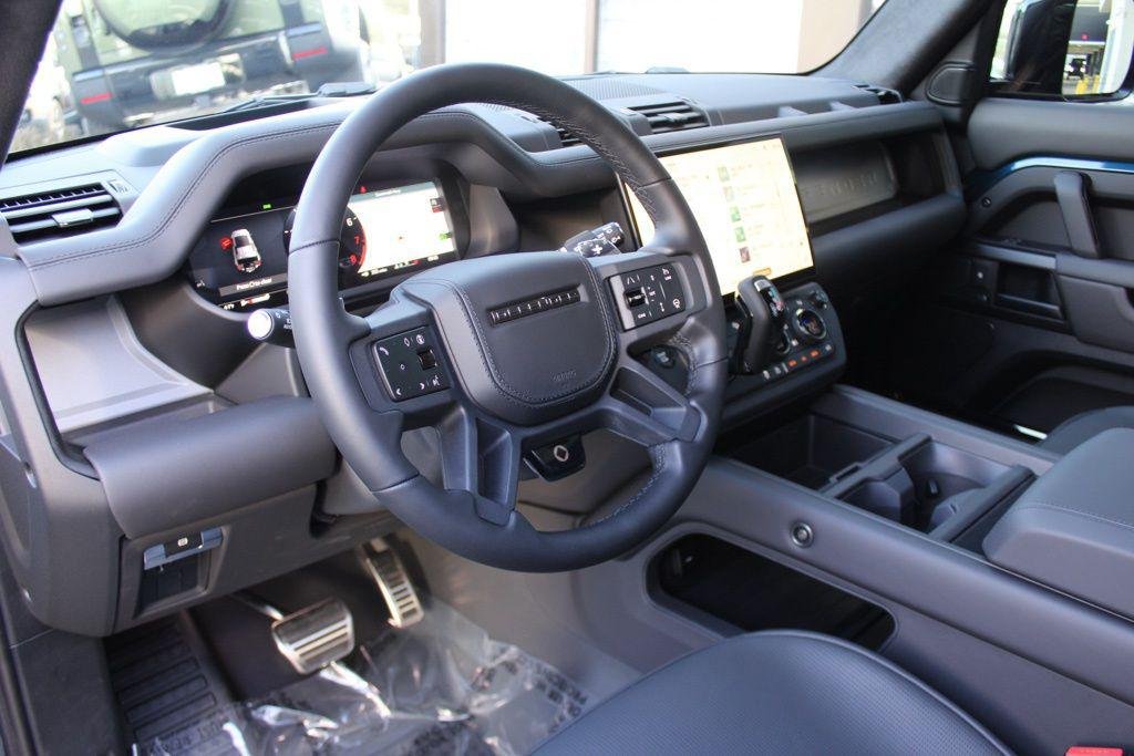 2026 Land Rover Defender OCTA - Photo 20