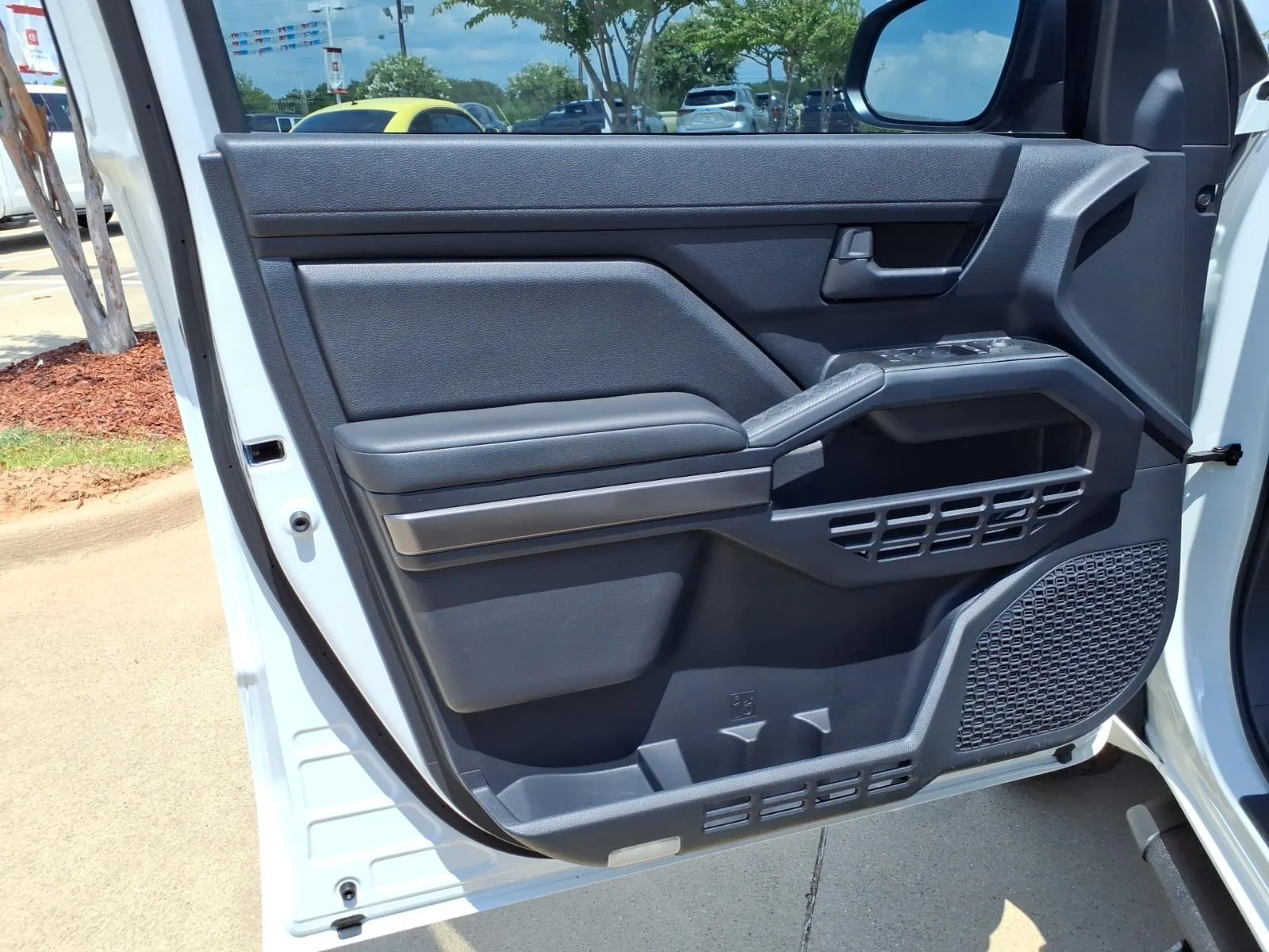 Certified Used 2025 Ice Cap Toyota SR5 image 21