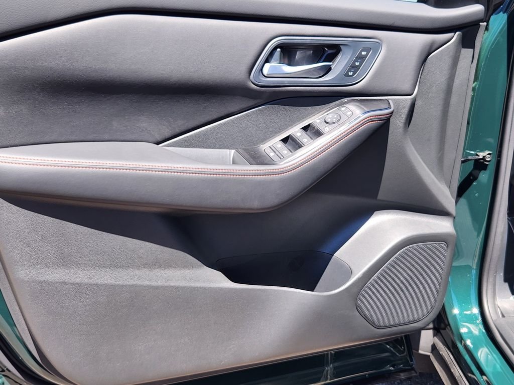 New 2026 Obsidian Green Pearl Nissan Rock Creek image 12
