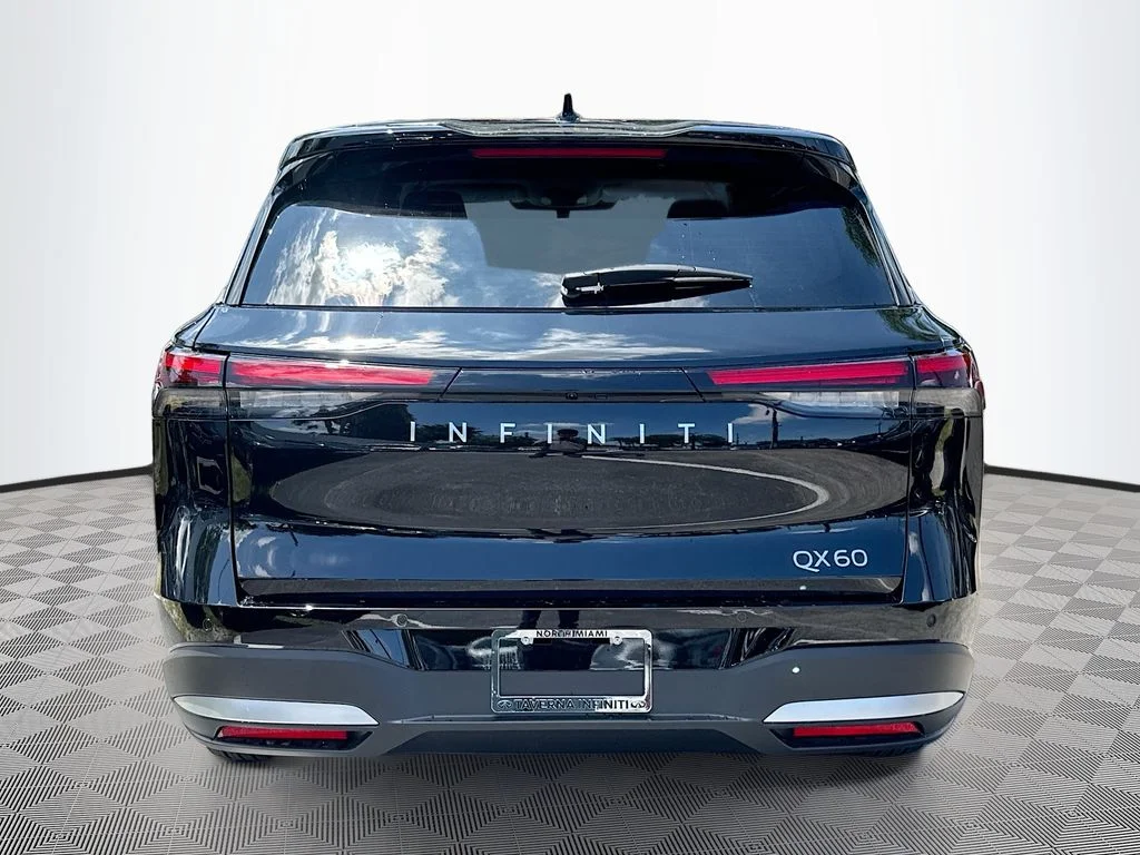 Used 2027 Black INFINITI PURE image 7