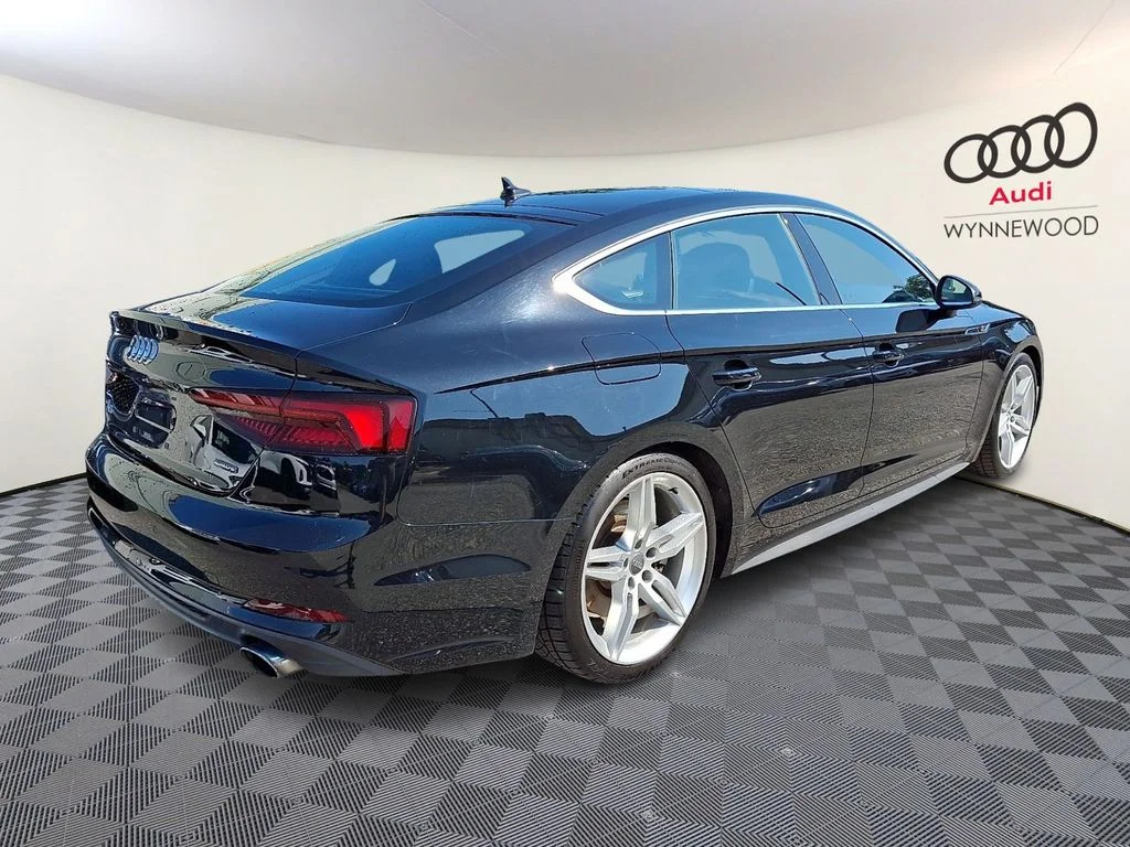 Used 2019 Black Audi Premium Plus image 6