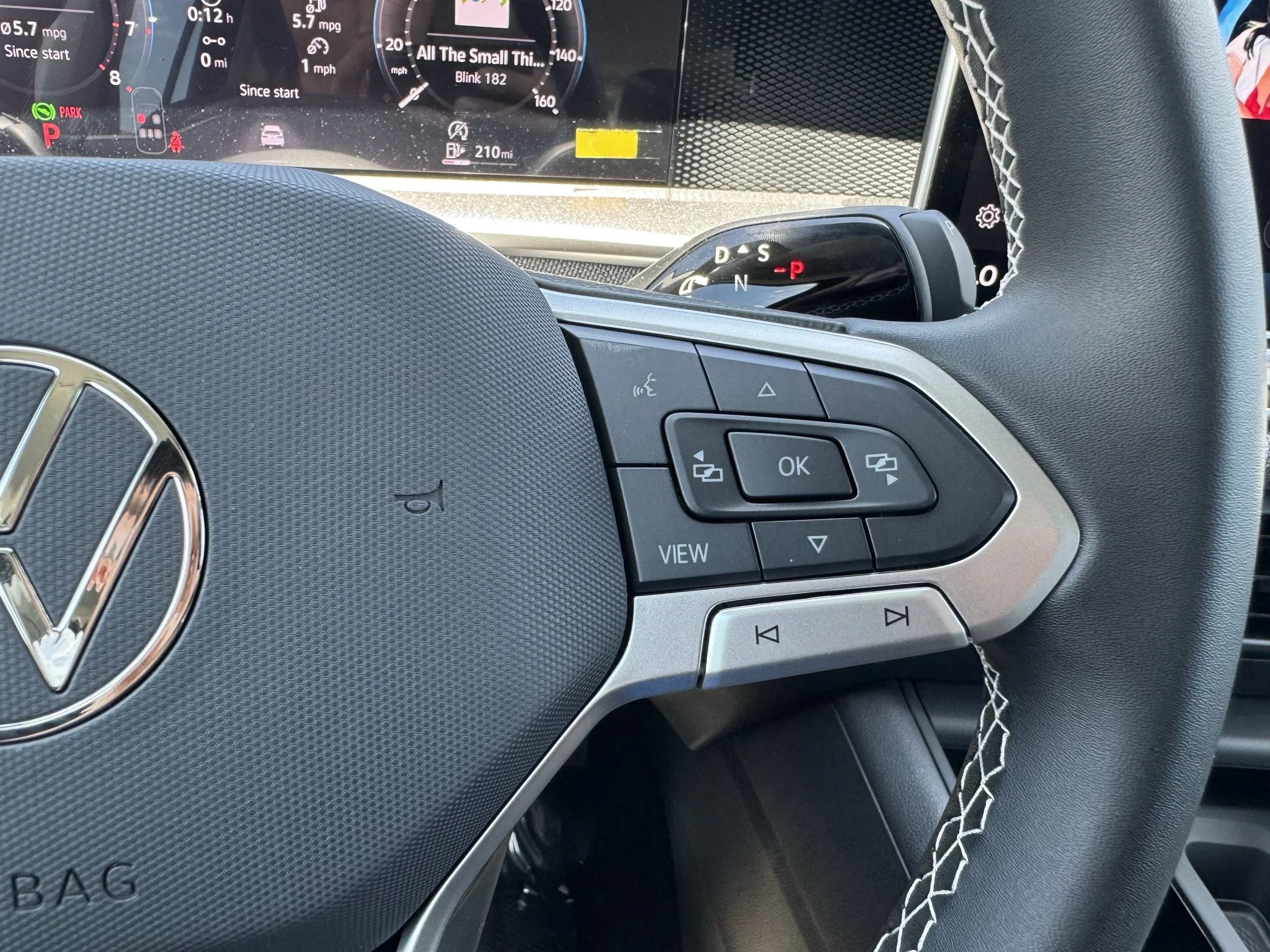 New 2026 Platinum Gray Metallic Volkswagen S image 19