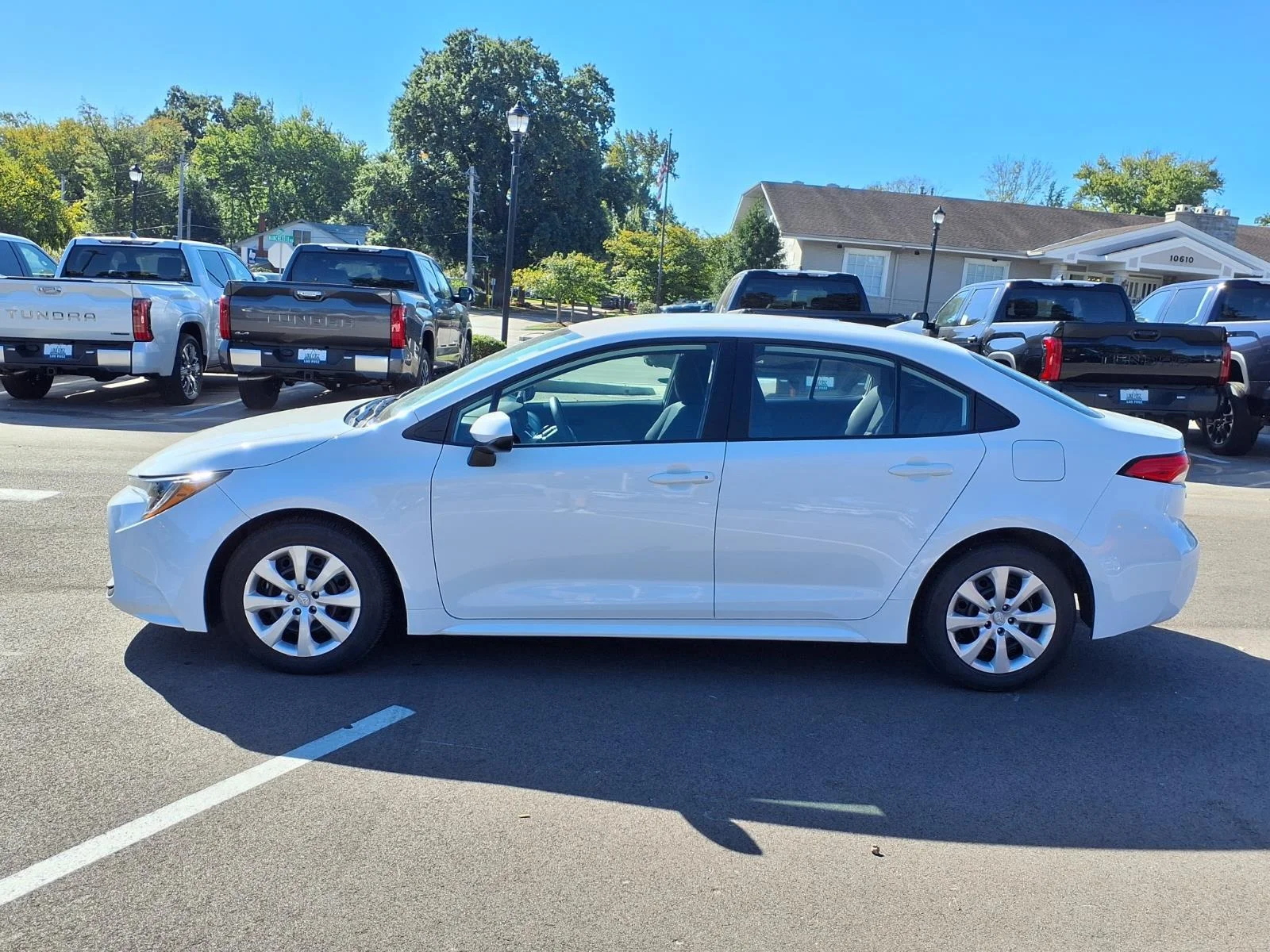 Certified Used 2025 Ice Cap Toyota LE image 27