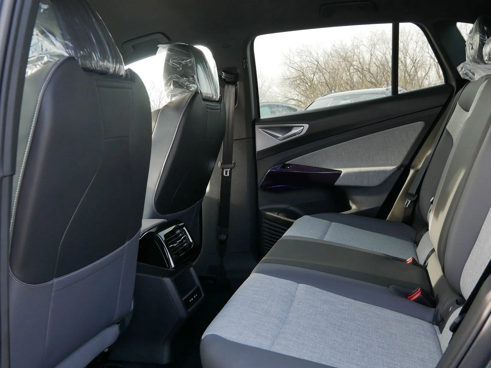 New 2026 Opal White Pearl Volkswagen Pro image 6