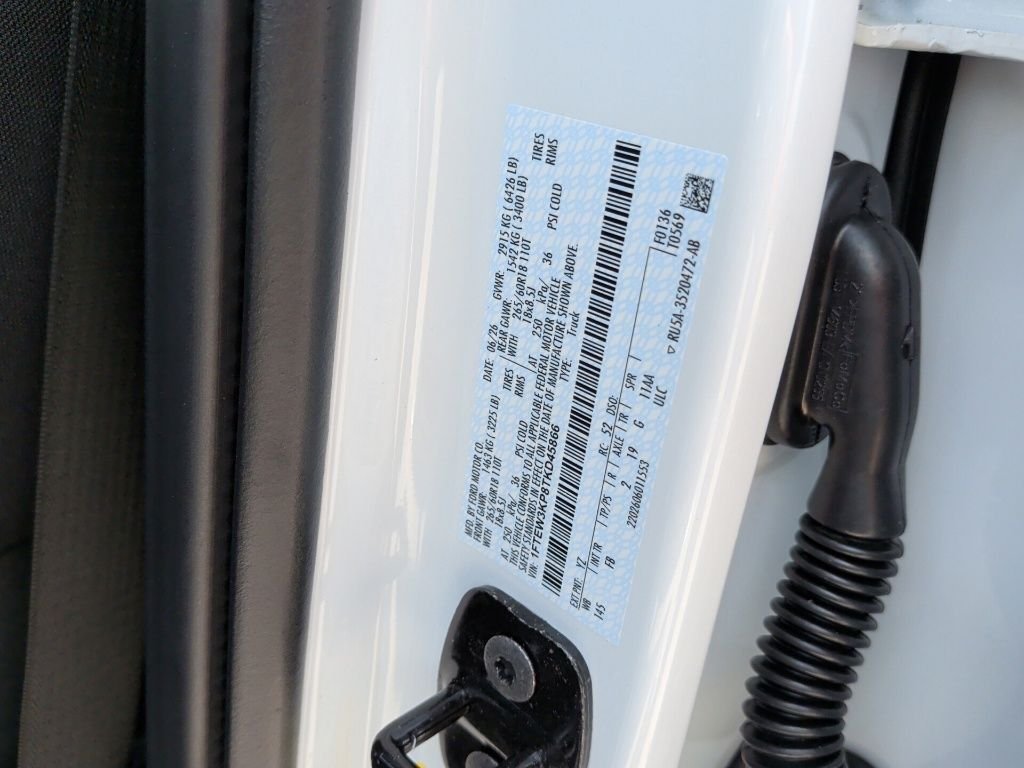 New 2026 Oxford White Ford XLT image 47