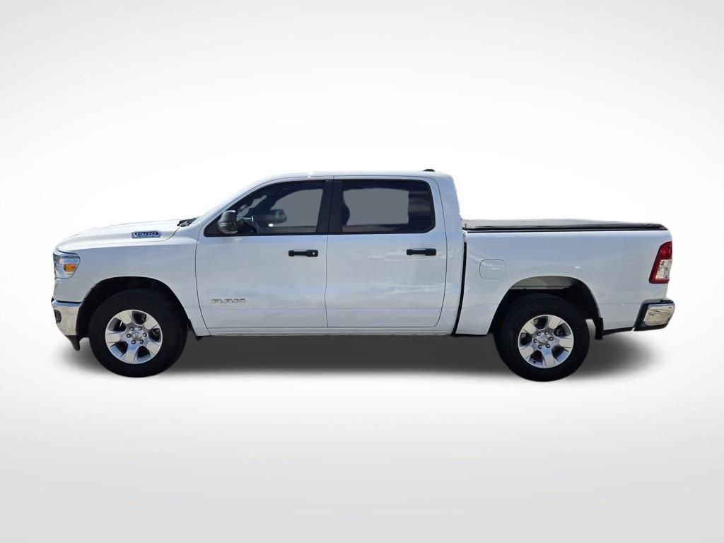 Used 2023 White Ram Big Horn/Lone Star image 9