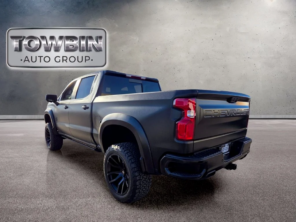 Used 2023 Black Chevrolet RST image 6
