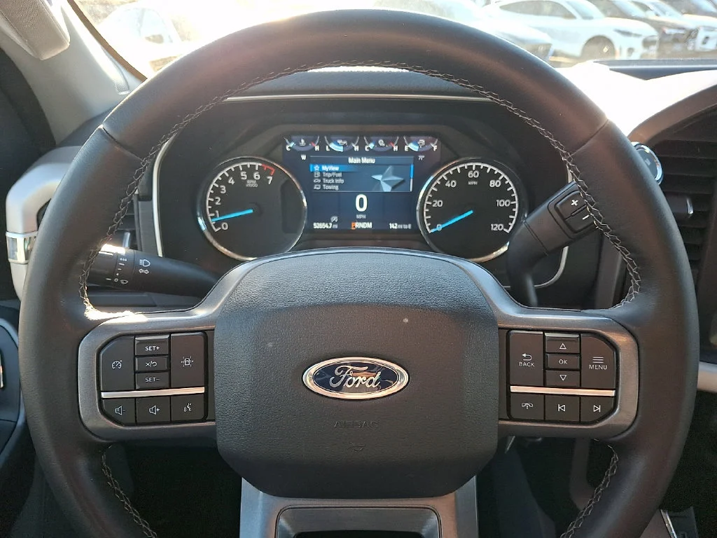 Used 2023 White Ford XLT image 19