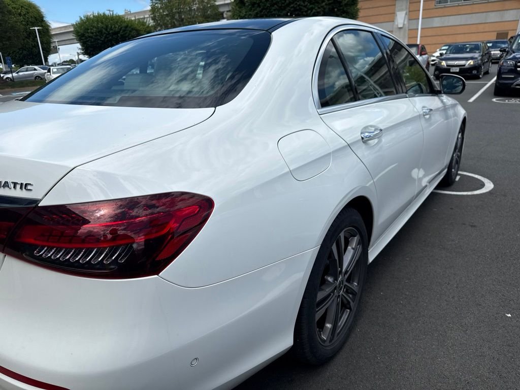 Used 2022  Mercedes-Benz E 350 image 3