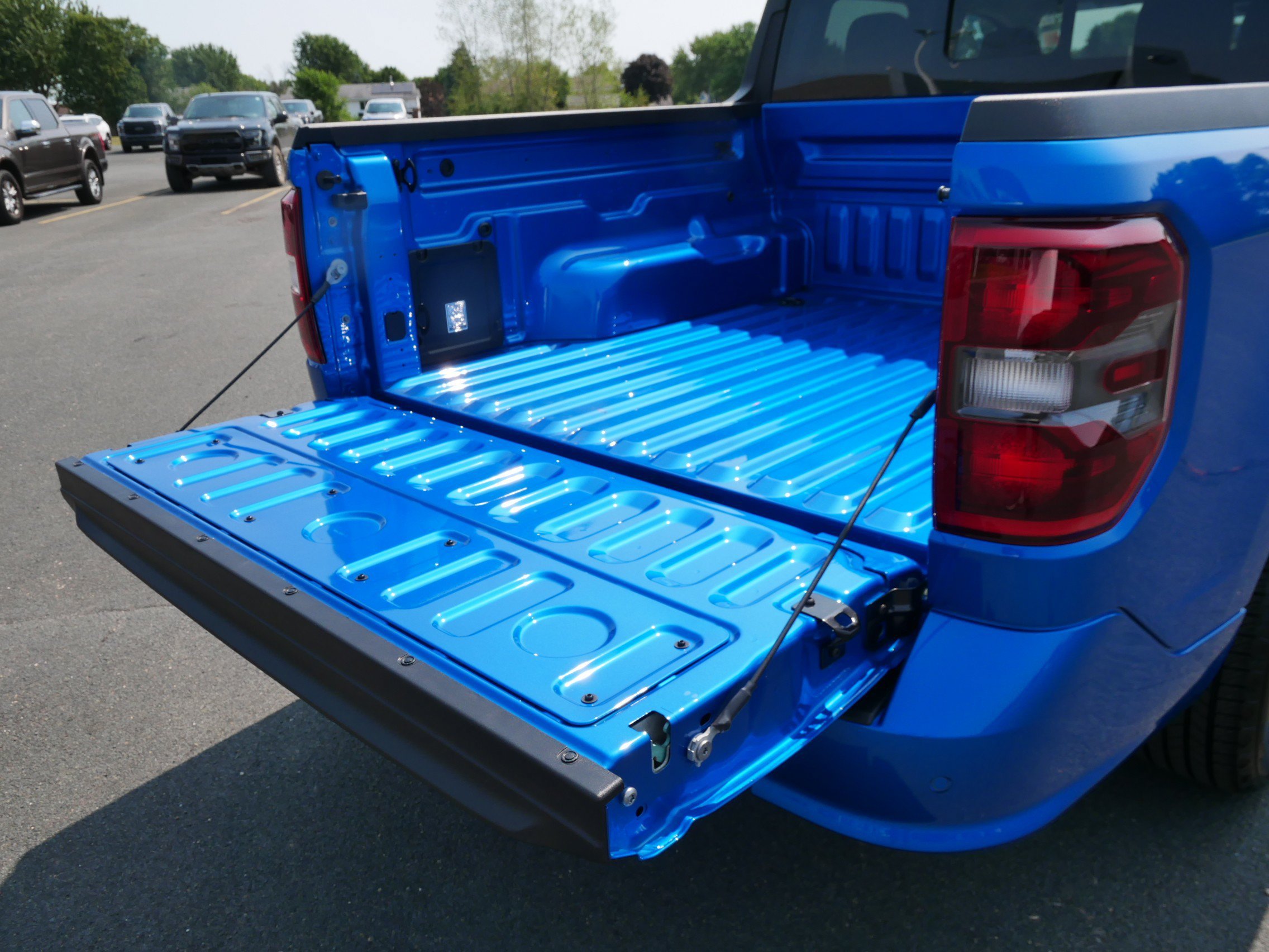 New 2026 Velocity Blue Ford Lobo™ image 9