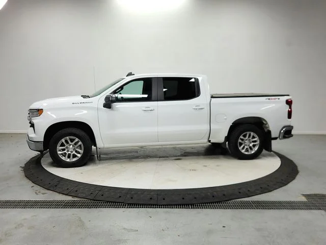Used 2024 White Chevrolet LT image 5