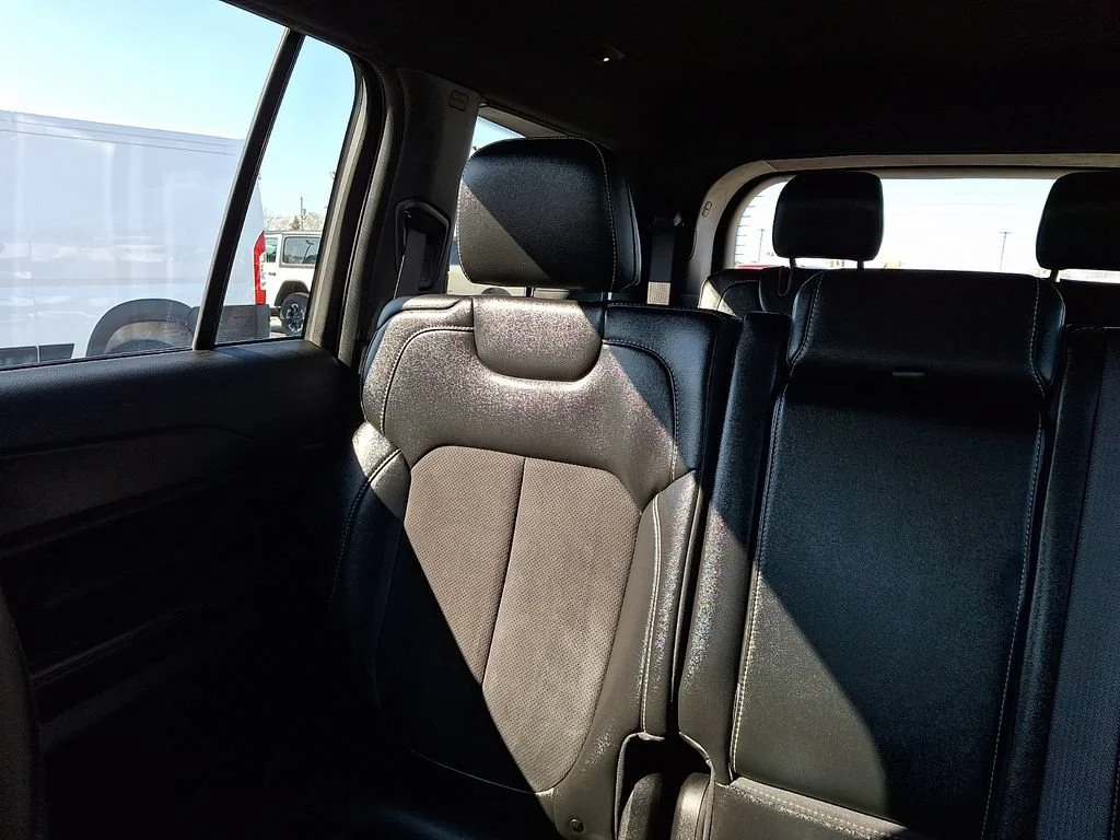 Used 2024 Bright White Clearcoat Jeep Altitude image 19