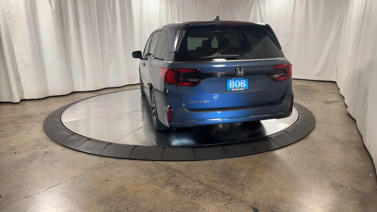 New 2026 Smoke Blue Pearl Honda EX-L image 10