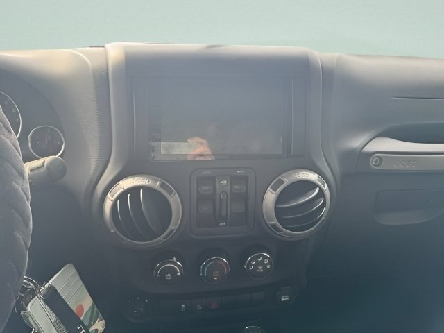 Used 2013 Black Jeep Sport image 17