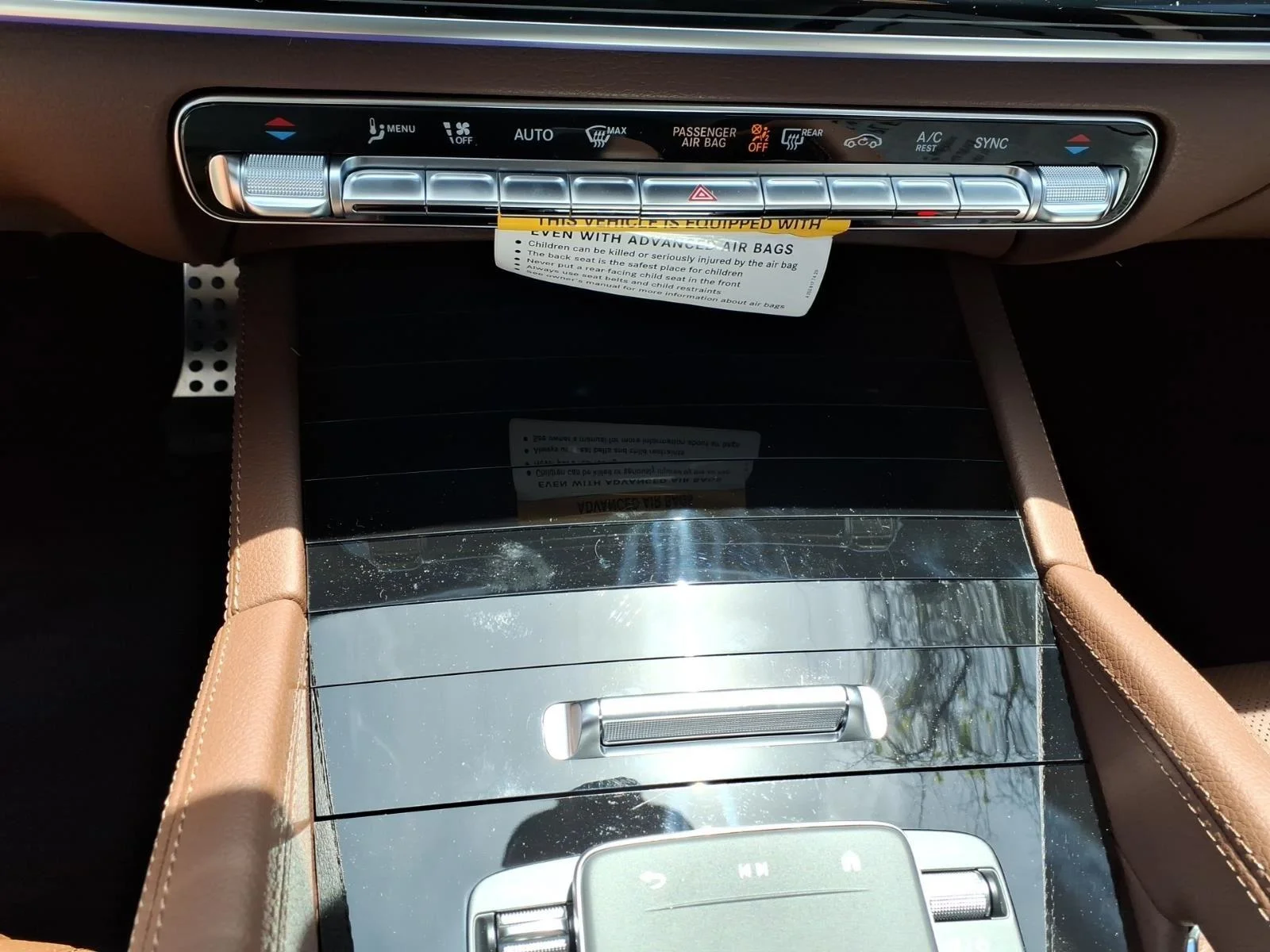 New 2026 MANUFAKTUR Ireland Mid Green Metallic Mercedes-Benz GLS 450 image 33