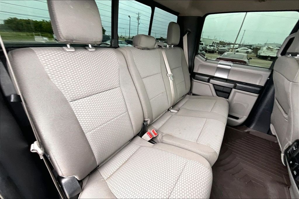 Used 2019 Agate Black Metallic Ford XLT image 22
