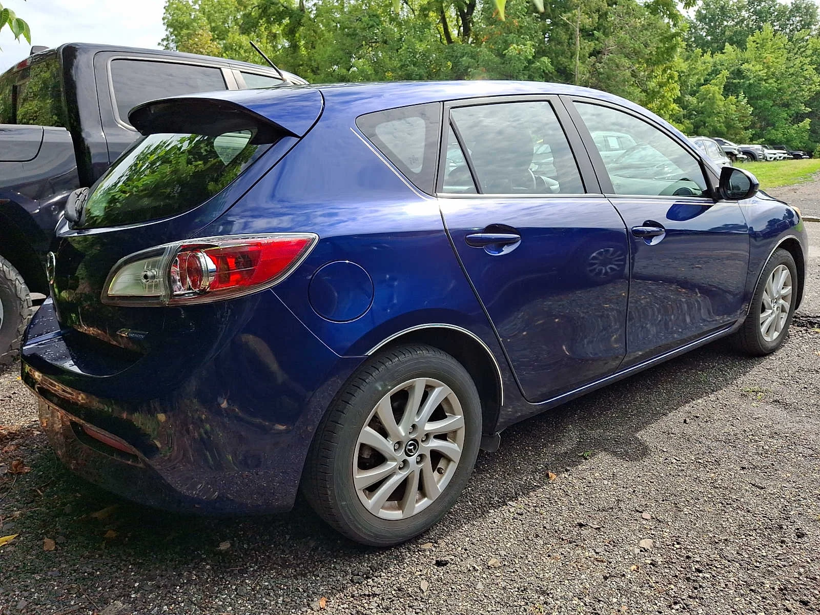 Used 2013 Indigo Lights Mica Mazda i Touring image 5