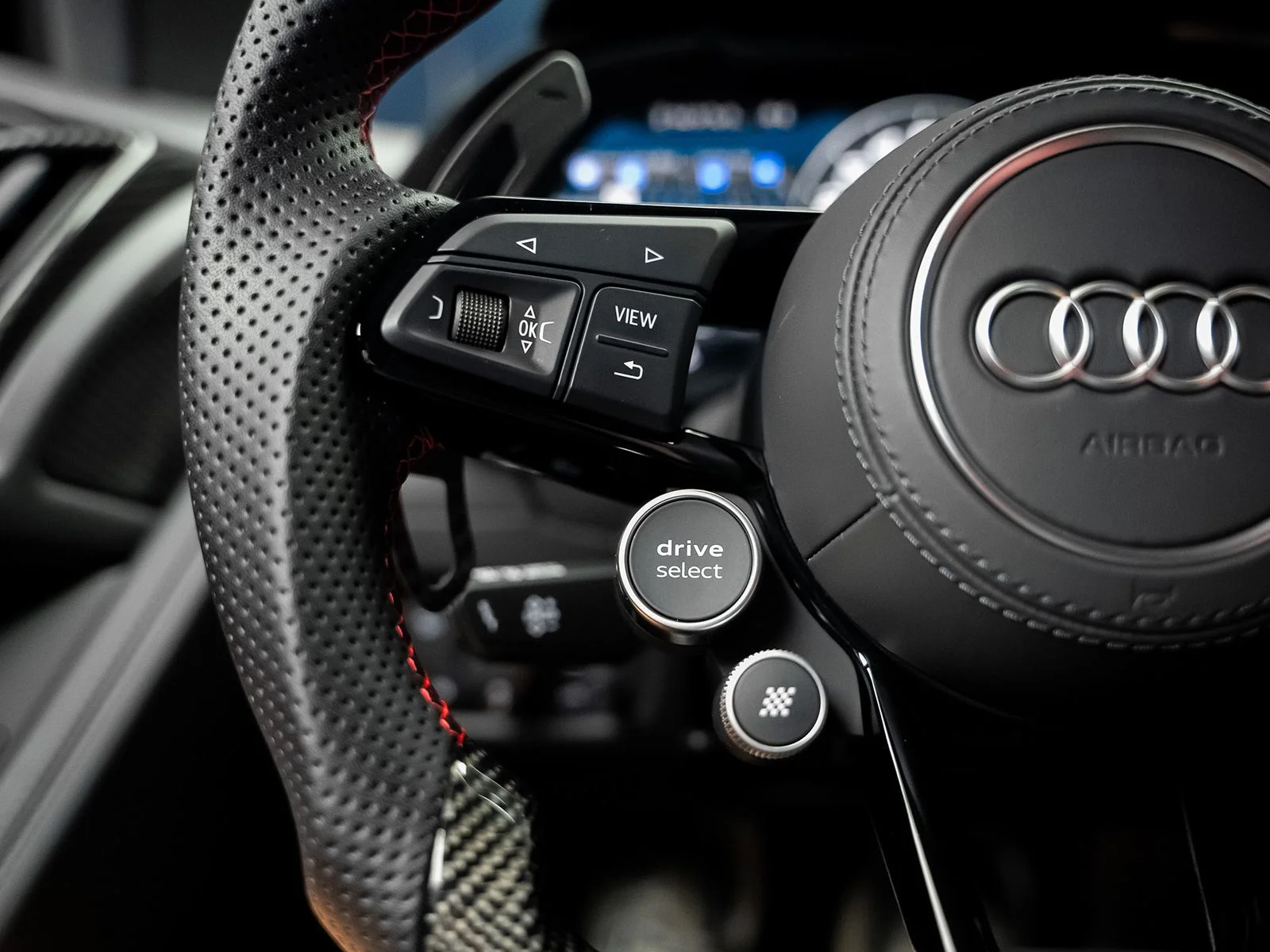 Used 2018 Black Audi 5.2 Plus image 42