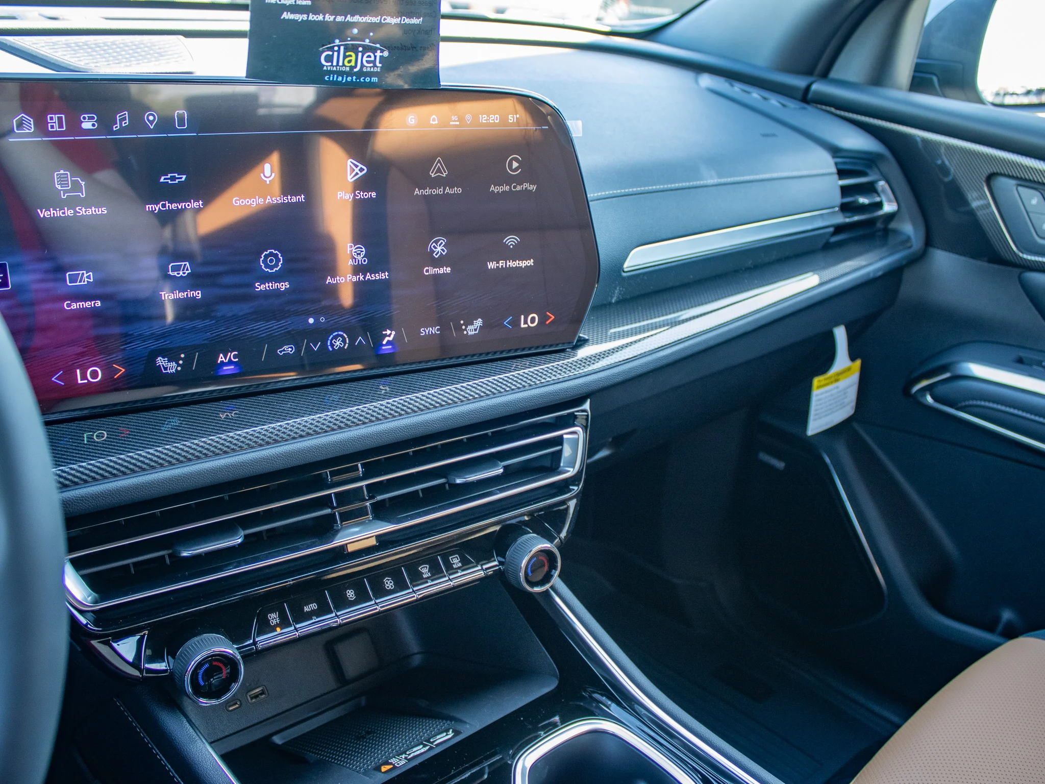 2027 Chevrolet Traverse Z71 - Photo 35