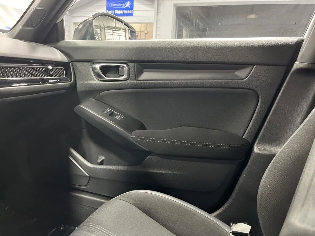 2024 Honda Civic Sport - Photo 15