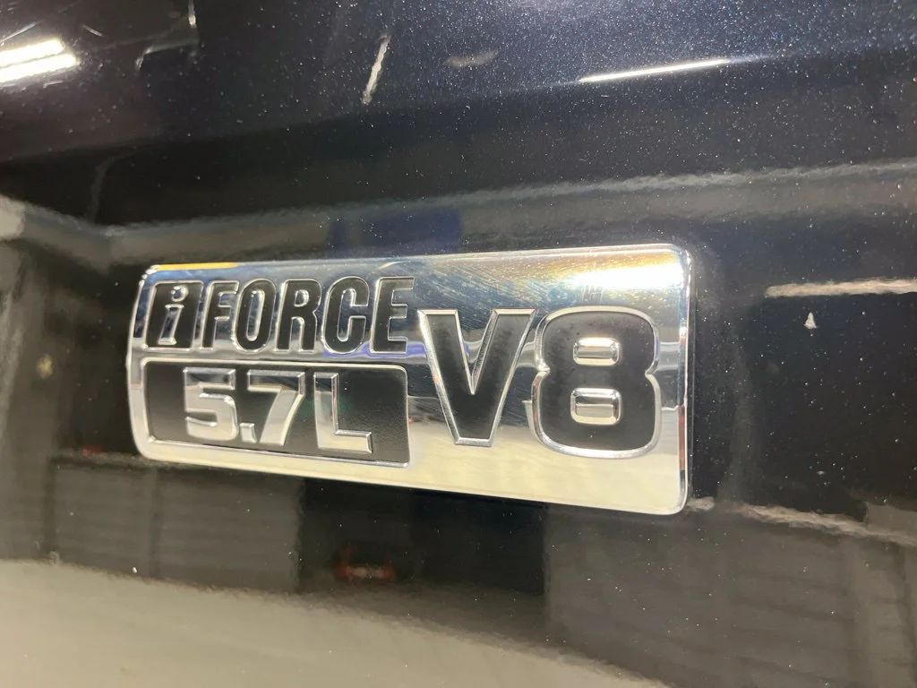 Used 2019 Midnight Black Metallic Toyota SR5 image 35