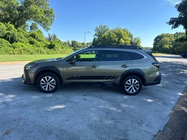 Used 2024 Brown Subaru Premium image 4