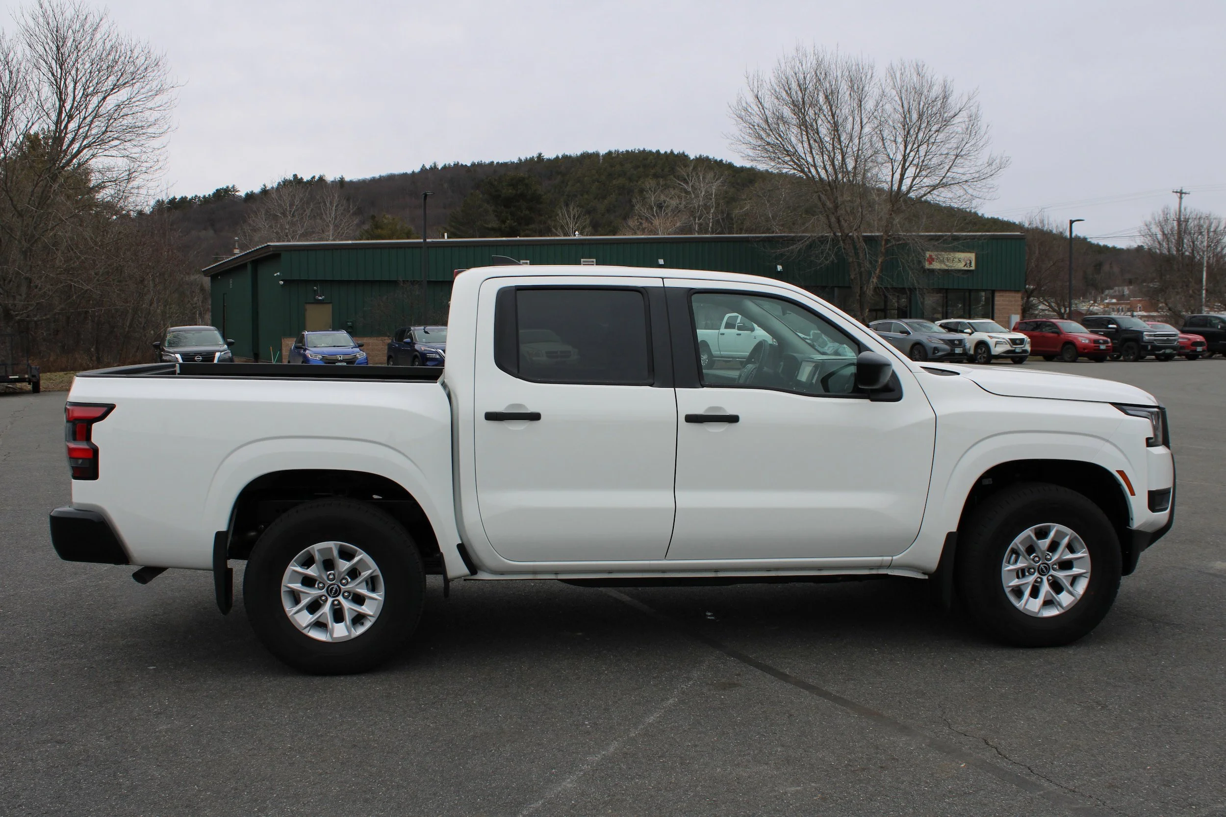 New 2026 Glacier White Nissan Crew Cab S image 3