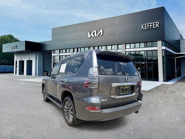 Used 2020 Gray Lexus 460 Luxury image 6