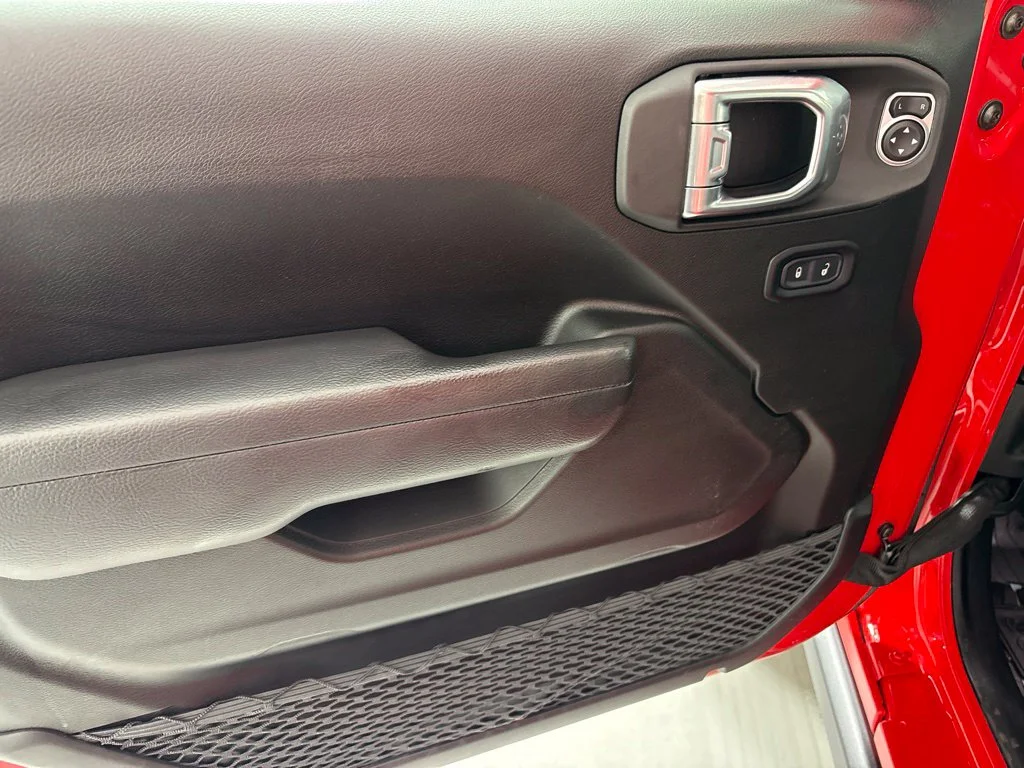 Used 2026 Red Jeep Rubicon image 27