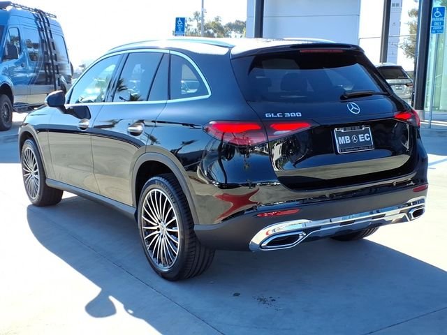 New 2027 Black Mercedes-Benz GLC 300 image 21