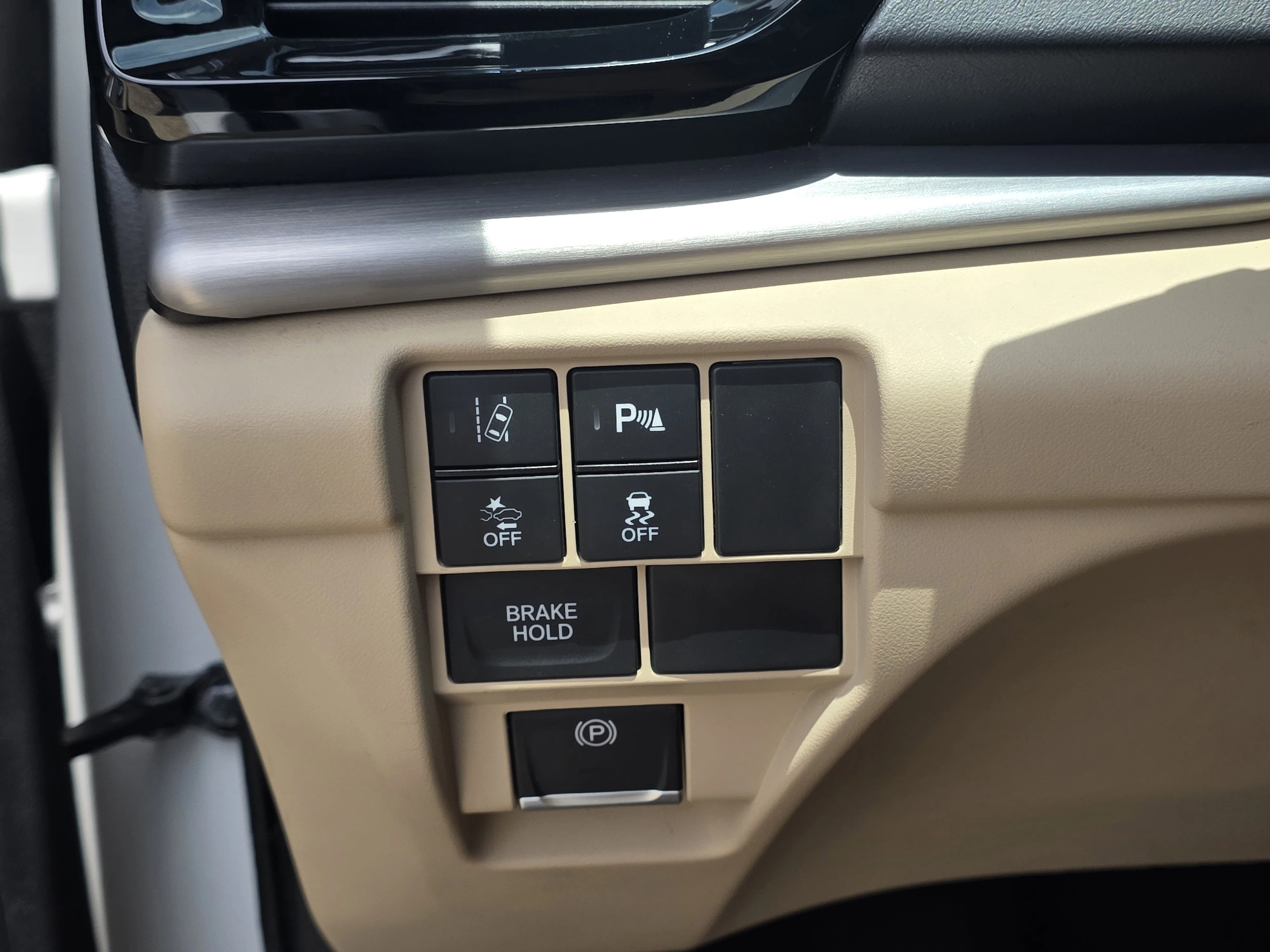 Certified Used 2021 Platinum White Pearl Acura with Technology Package image 43