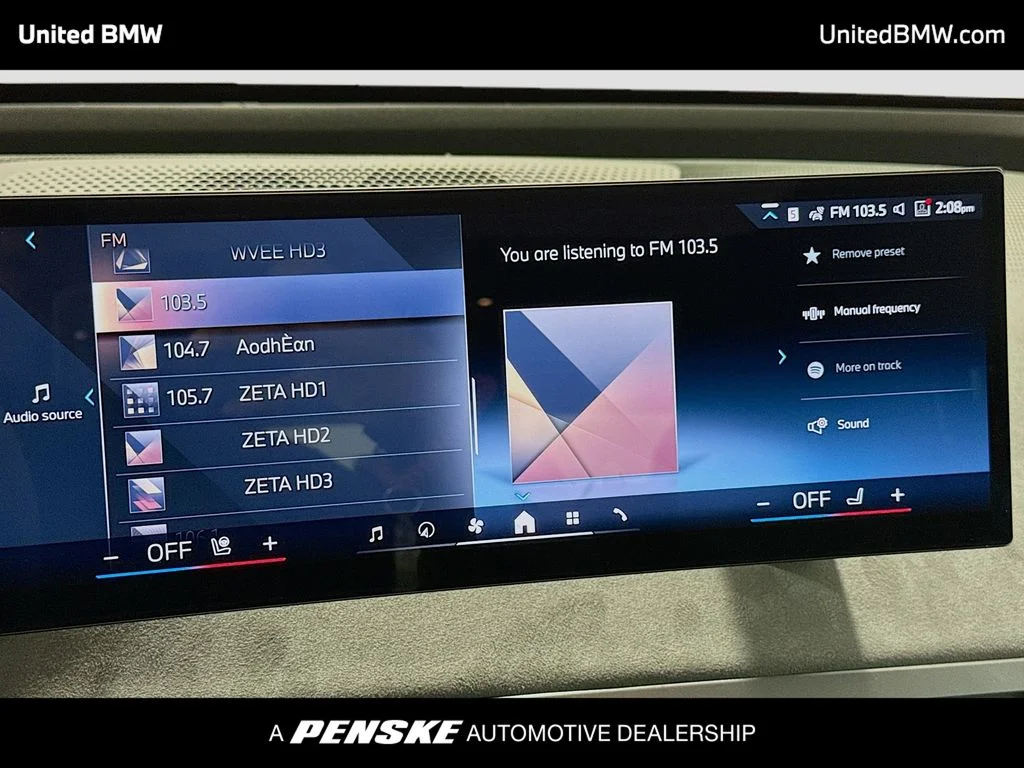 2026 BMW iX 60 - Photo 8