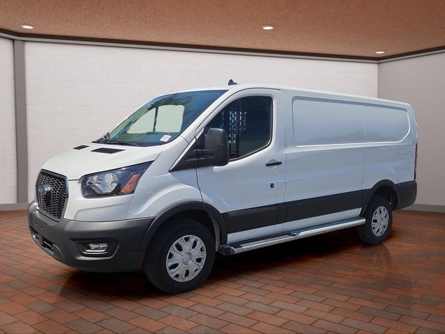 Used 2025 Oxford White Ford Base image 23