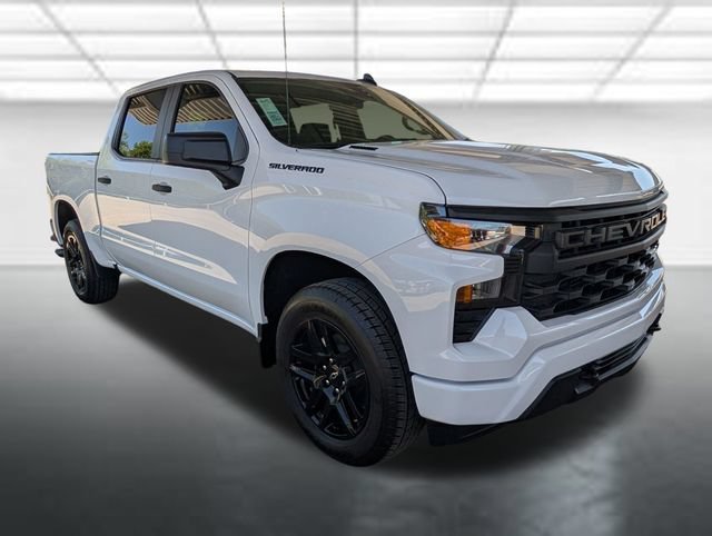 New 2026 Summit White Chevrolet Custom image 1