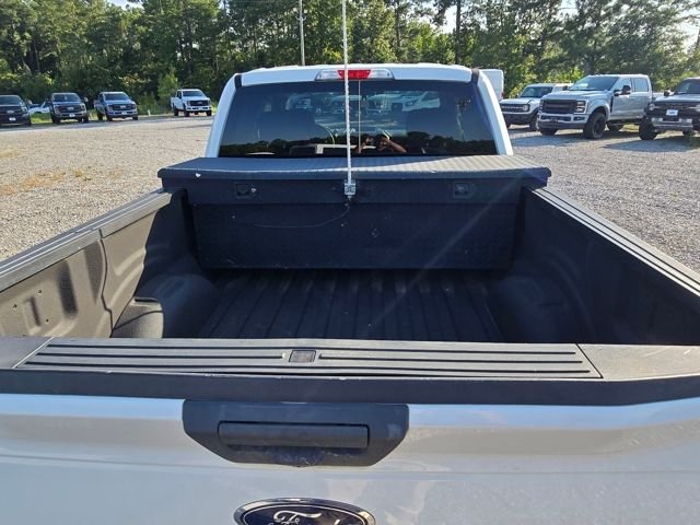 Used 2020 White Ford XL image 6