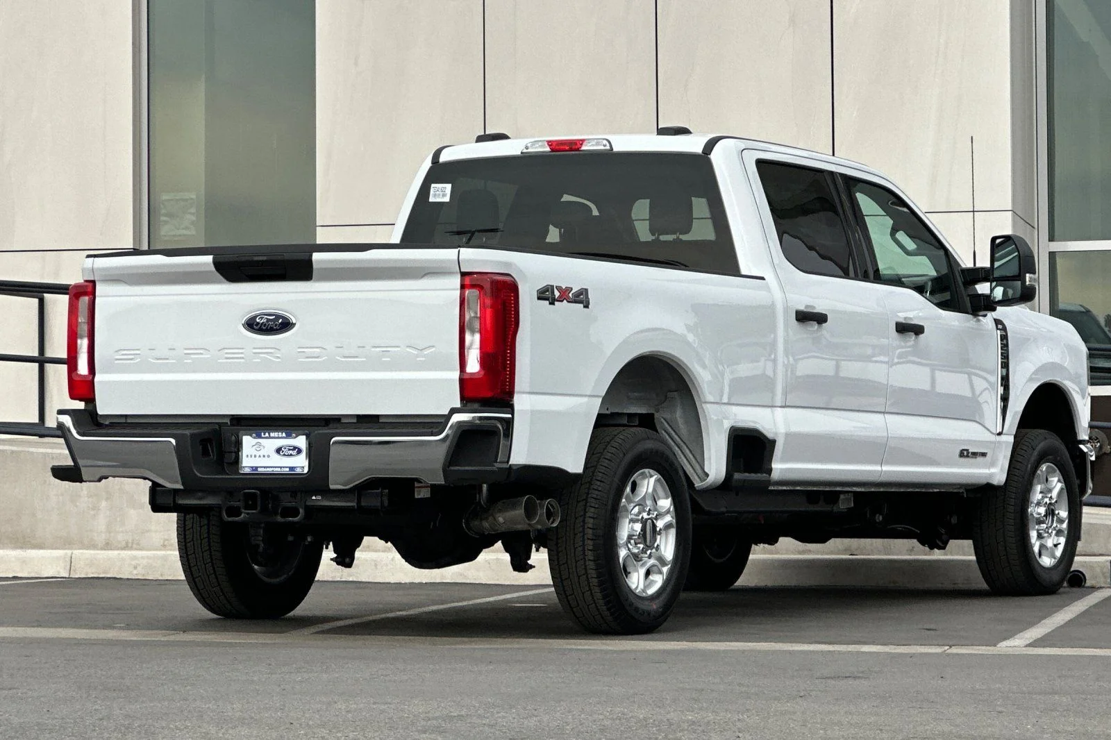 New 2026 Oxford White Ford F-250® XLT image 3