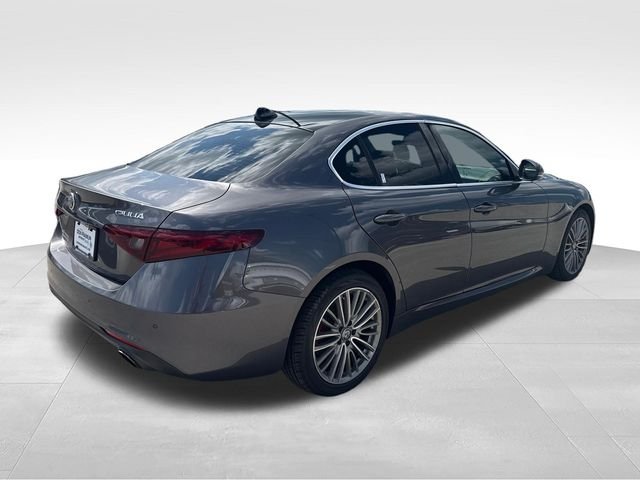 Used 2018 Gray Alfa Romeo Ti image 5