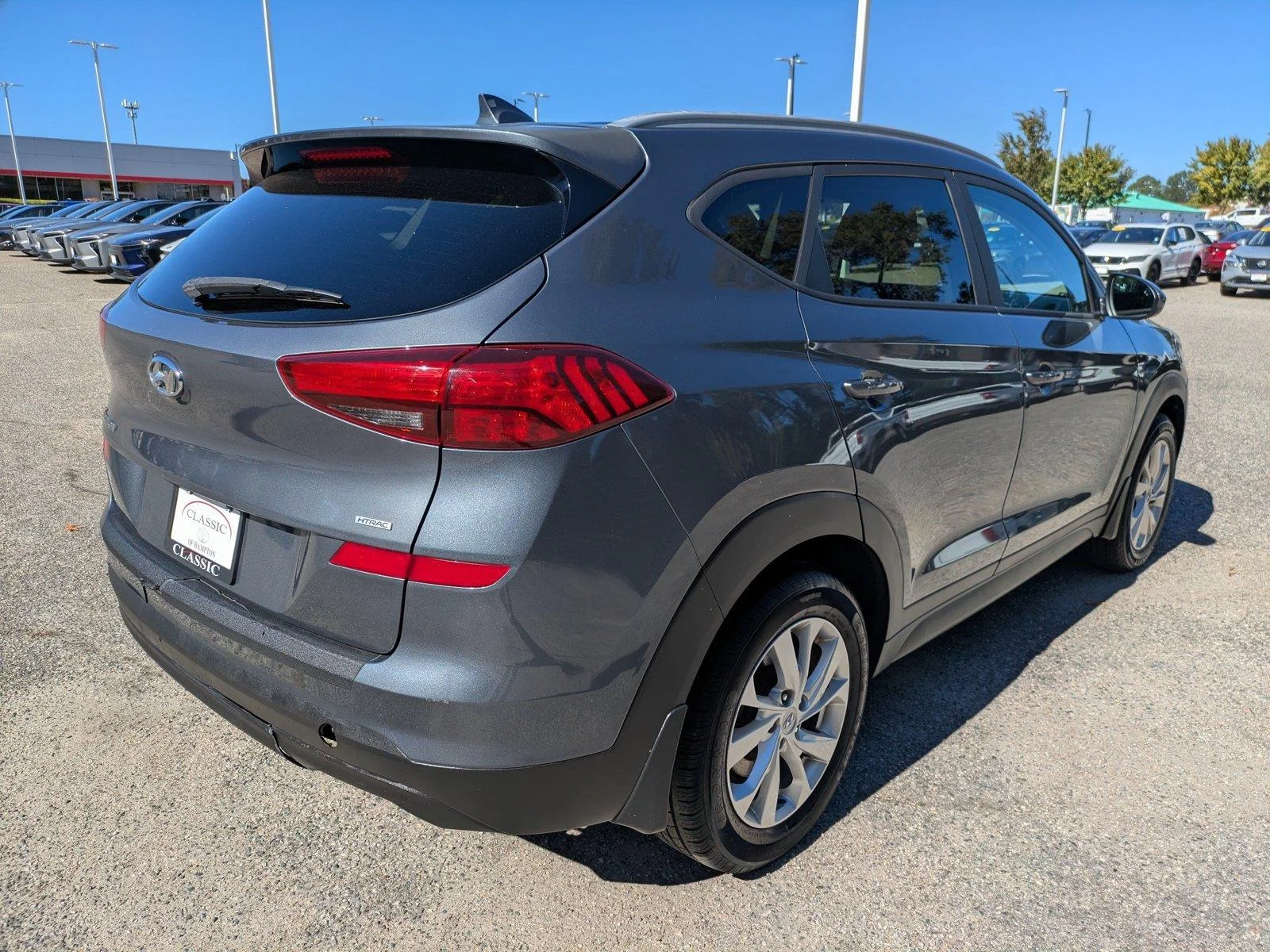 Used 2019 Coliseum Gray Hyundai Value image 4