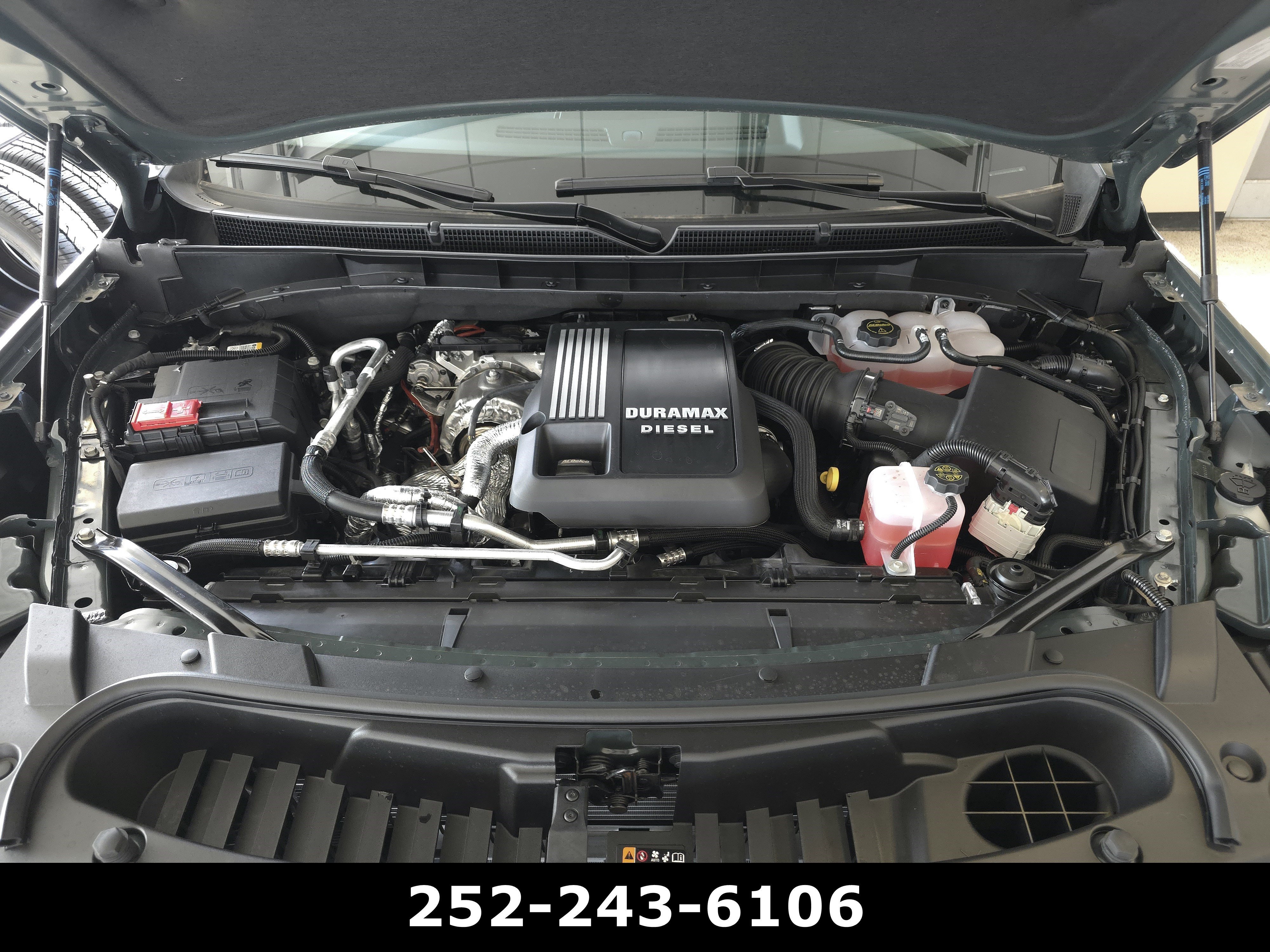 Used 2026 Midnight Pine GMC AT4 image 51