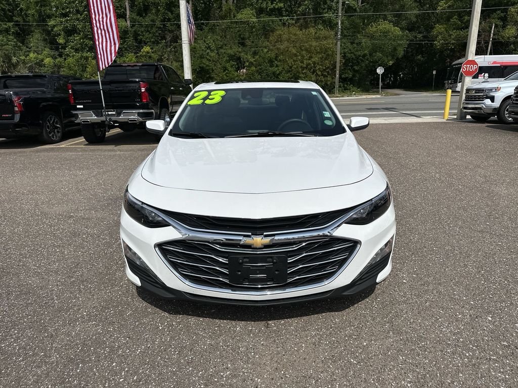 Used 2023 Summit White Chevrolet LT image 11