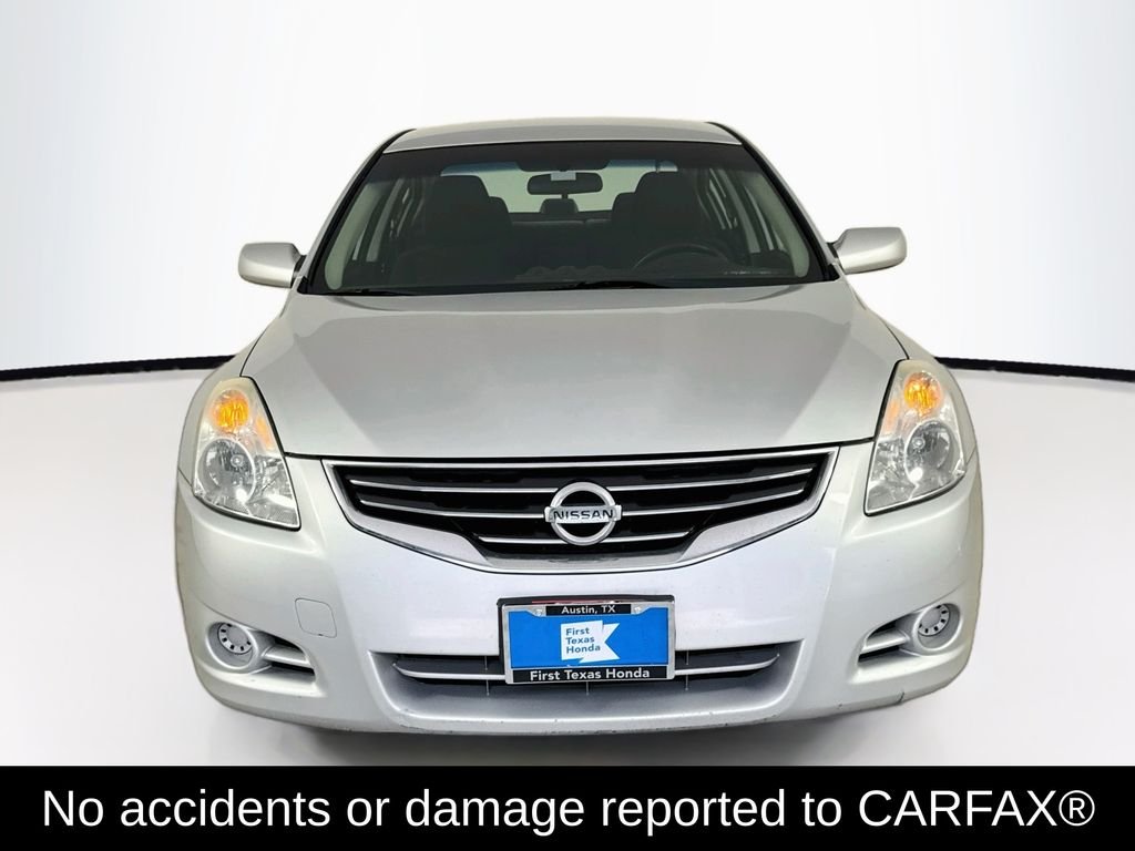 Used 2012 Brilliant Silver Metallic Nissan 2.5 S image 2