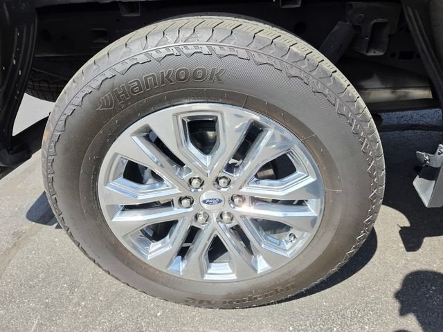 Used 2024 Black Metallic Ford Lariat image 40