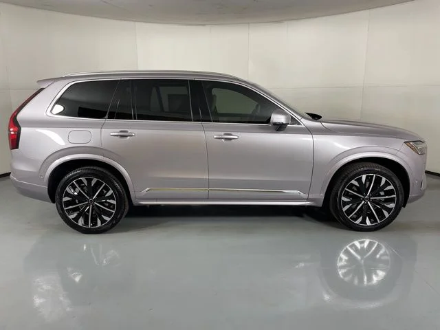 2026 Volvo XC90 Plus - Photo 9