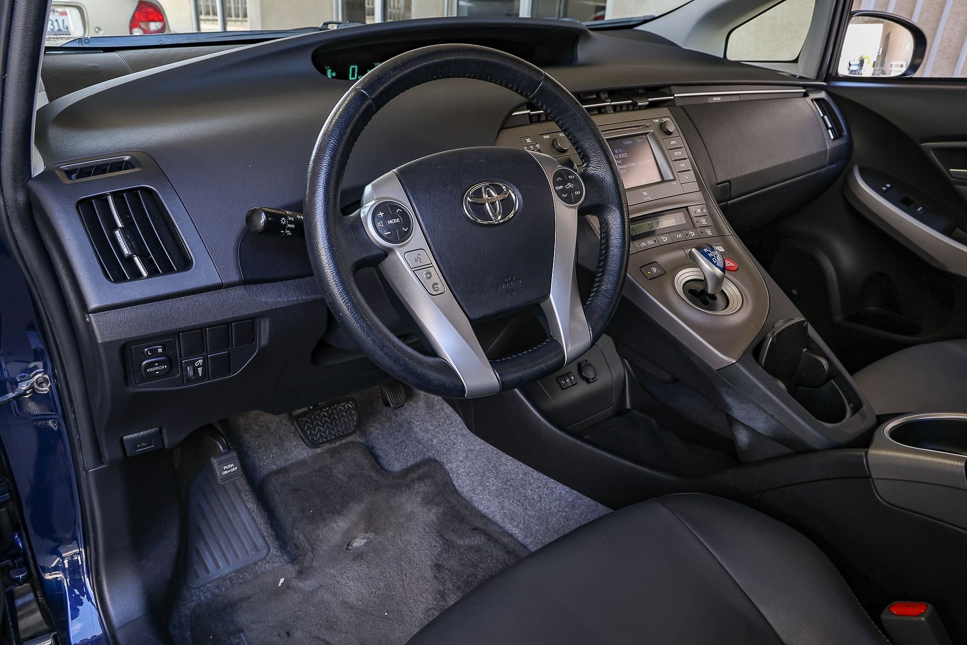 Used 2015 Blue Toyota Four image 11