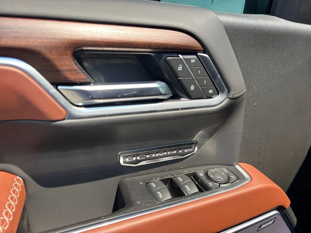 New 2026 Onyx Black GMC Denali Ultimate image 31