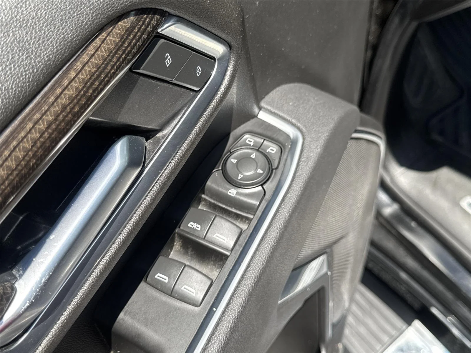 Used 2025 Black Chevrolet LT image 18